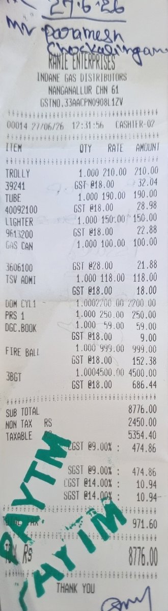 Paramesh_C's tweet photo. @IndianOilcl Self-Reliant India ? Govt has quietly frozen new regular LPG connections while oil companies use it as an excuse to force citizens into overpriced FTL cylinders. Paid ₹8,700 in June, released in May, still zero delivery. CPGRAMS is a joke. Stop hoarding our money!@HardeepSPuri https://t.co/QMJjPcQIqq