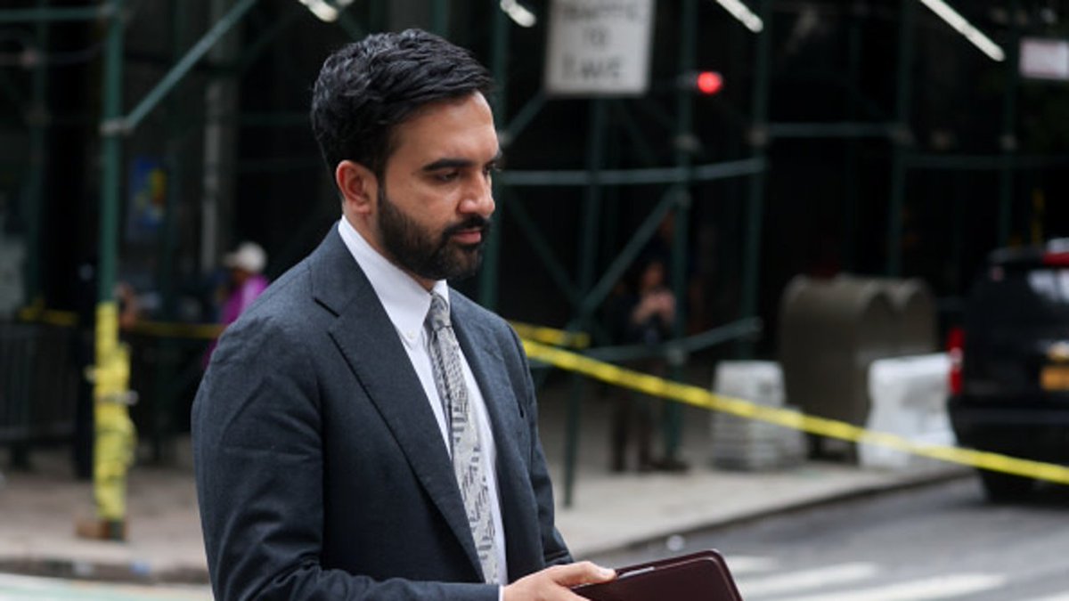 Adi13's tweet photo. Secret X bot army boosting Zohran Mamdani traced to New York's City Hall

The Post independently consulted the cyber experts involved, who said they are "100% sure" the IP addresses could be traced to City Hall.
https://t.co/A0DspVl926 https://t.co/4kZttSTaHD