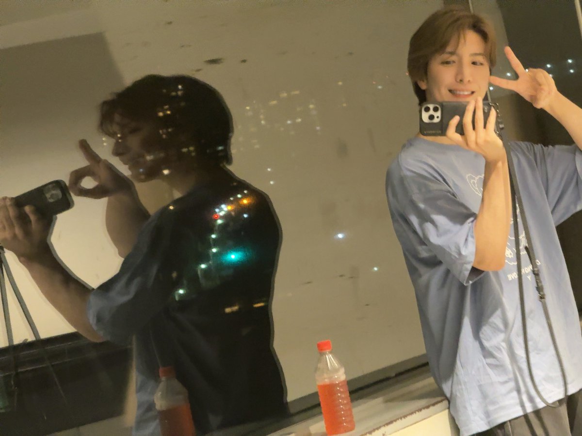 takuya_matsuri's tweet photo. おはようございます☺️💓

今日もリハーサルなのですが
一足お先に名古屋に行きます🥰
名古屋でリハーサルです🥹💕

いよいよだね🥹❤️‍🔥

でも今までで一番時間がなかったから
不安要素はあるのですが、今日できる限り不安を減らして明日に挑みたいと思います🥹💖

とにかく楽しむことが一番なので
今日も楽しんでリハーサルしてきます🥹❤️
声はもちろん明日までしっかり温存するね🥹❣️

みんなも今日一日
頑張ろうねーん😊💗💗💗

みんなツアー楽しみだよね？ね？ね？🥰

#MATSURI
#松岡卓弥