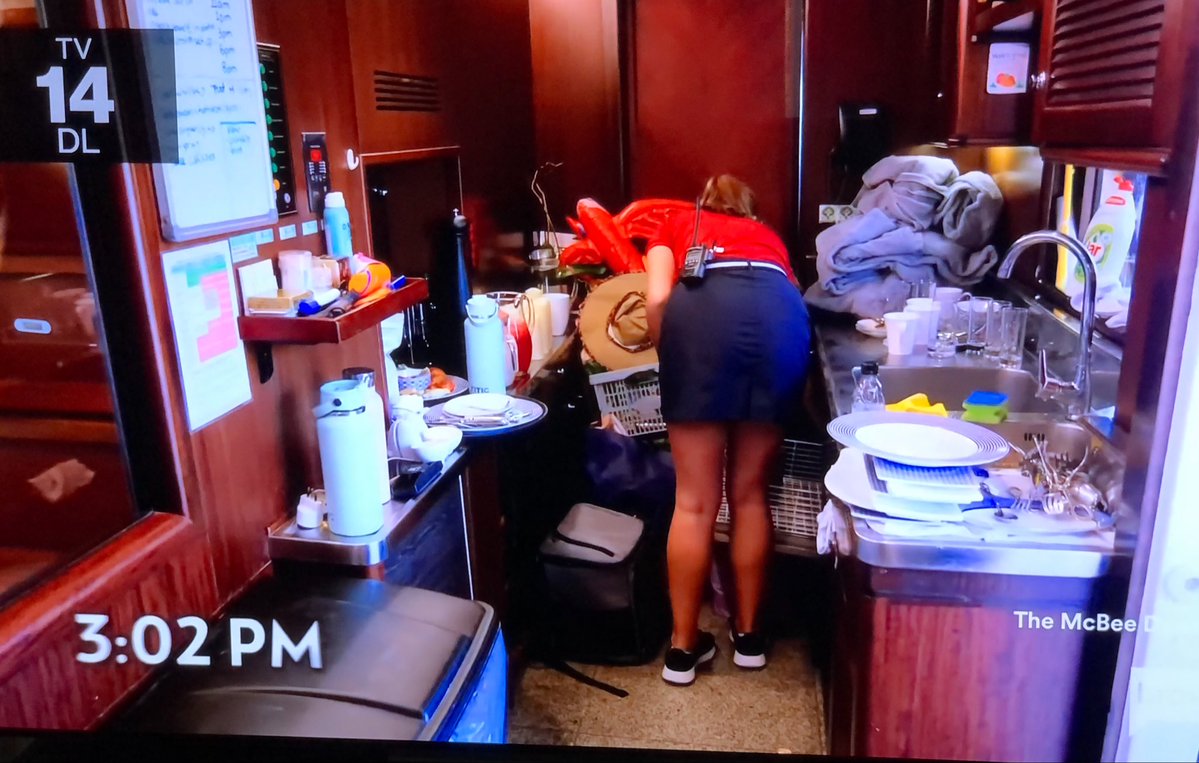 steviecoolest's tweet photo. Oof - Gen, we’ve all been there… prayers to you handling that workload
@andy @bravowwhl #BelowDeckMed #WWHL #belowdeckmediterranean https://t.co/SqqgXCGS4O