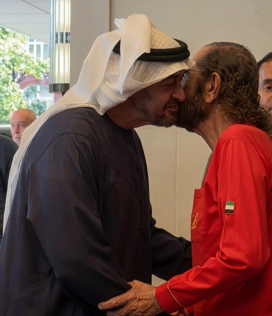 bu5alled's tweet photo. طلتكم تفرح عيون و تبهج قلوب https://t.co/q8q1ghz9oL