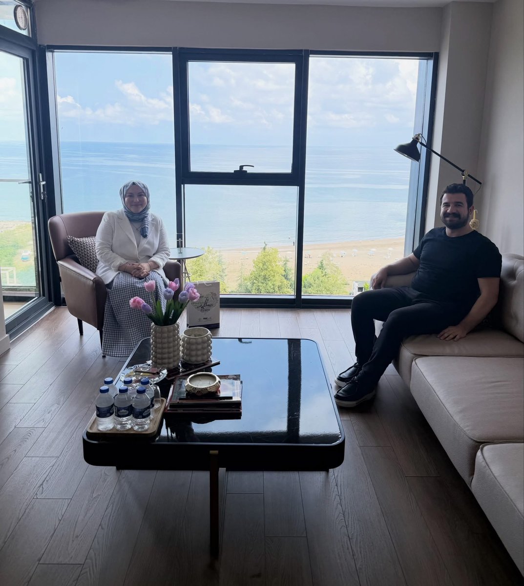 Avfatmanurcakir's tweet photo. Piraziz Belediye Başkanımız Sayın M.Esat Ayyıldız’ı hukuk ofisimde ağırlamaktan büyük memnuniyet duydum.

Nazik ziyaretleri ve kıymetli sohbetleri için teşekkür ediyorum. Rabbim birlik ve beraberliğimizi daim eylesin. 🙏🇹🇷 https://t.co/DRR1S1mCJa