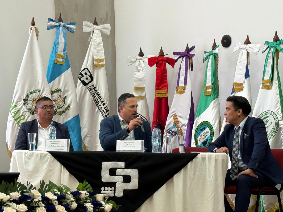CamagroGuate's tweet photo. 🧵 2/3

🚜🌳 Nuestros socios implementan acciones e inversiones para fortalecer la sostenibilidad del sector agro: conservación de la biodiversidad, gestión eficiente del recurso hídrico, gestión forestal, nutrición y protección de suelos y economía circular.

Además, invierten en investigación, innovación y nuevas tecnologías para impulsar una mayor productividad y competitividad, promoviendo al mismo tiempo el uso responsable de los recursos naturales.

#SomosElAgro