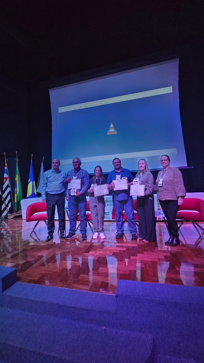 canale_cristina's tweet photo. At the 44th São Paulo Plant Pathology Congress in Botucatu, I had the opportunity to speak about corn stunt diseases. My sincere thanks also to Prof. Regiane Oliveira (UNESP) for her warm hospitality and for chairing the session. #Epagri #Fapesc https://t.co/UyillunuWE