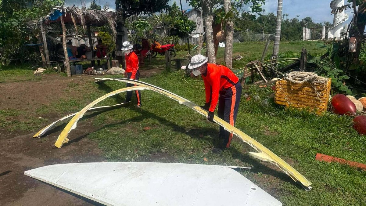 coastguardph's tweet photo. πππ πππππππ πππππππ ππππππ ππππππ π
ππππ ππ
π
πππππππ
βοΈhttps://t.co/9MbYfXwqZP
#DOTrPH π΅π
#CoastGuardPH
#MaritimeSectorWorks
#ChillbutPrevail
#ONEatSea https://t.co/S0kY8MhUc0