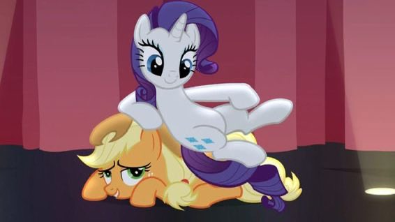 rarijackin's tweet photo. when ur gf is also ur sofa https://t.co/5ZdVfsfaRQ