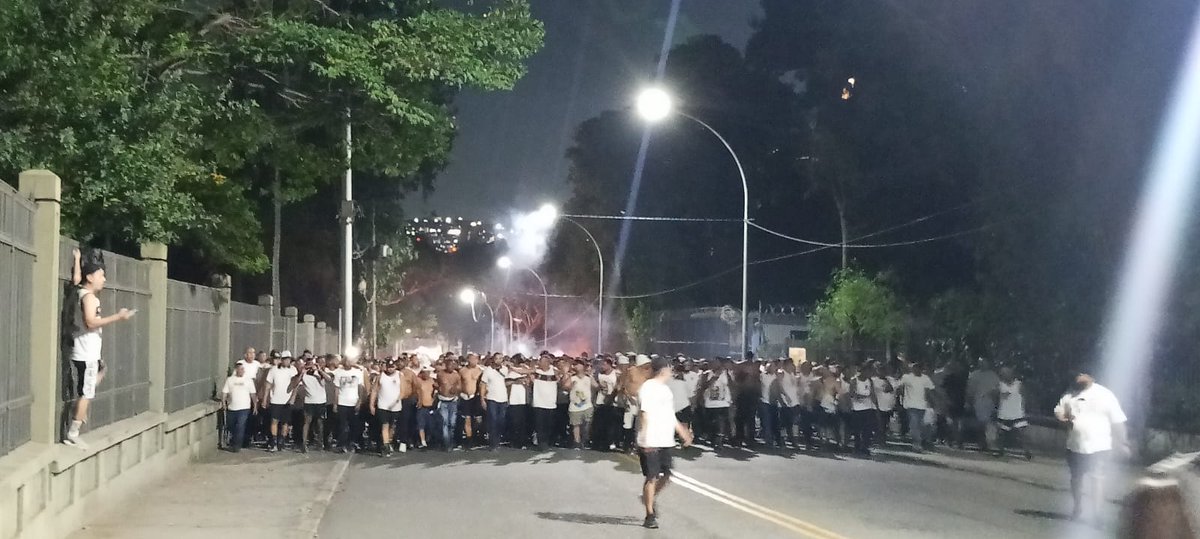 fjv_4oc's tweet photo. NÓS POR NÓS SEMPREEEEE ⚫⚪ https://t.co/Z0280FK8Pe