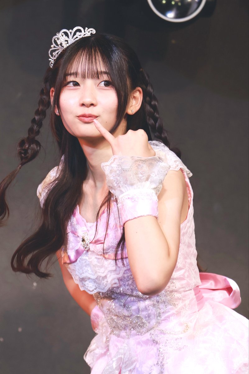 E_31773's tweet photo. 26.08.02
DIANNAプロジェクト 東京定期公演vol.4

「可愛さ」と「美しさ」と「カッコ良さ」を兼ね備えている可児ちゃん様🦀
#idy #可児愛梨 https://t.co/dqLHVqKMy8