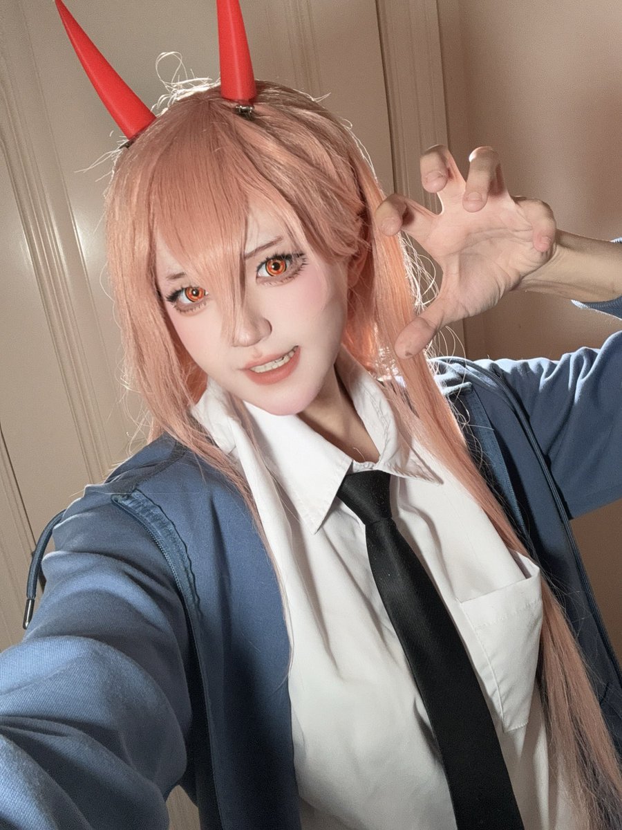 lycheekko's tweet photo. Finally got a chance to do Power🥹
ずっとやりたかったパワーちゃん🥳
.
#chainsawman #csmcosplay #chainsawmanpower
#チェンソーマン #cosplay https://t.co/kaMEoBtceA