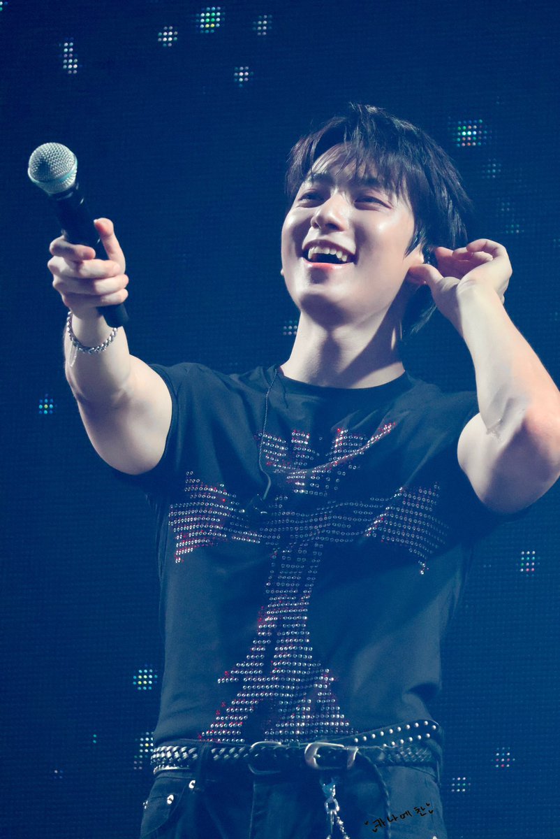 mattin311's tweet photo. 260802 B1A4 15주년 콘서트 [D-day] DAY 3

#B1A4 #비원에이포 #공찬 #GONGCHAN https://t.co/pJViXIQJ2n