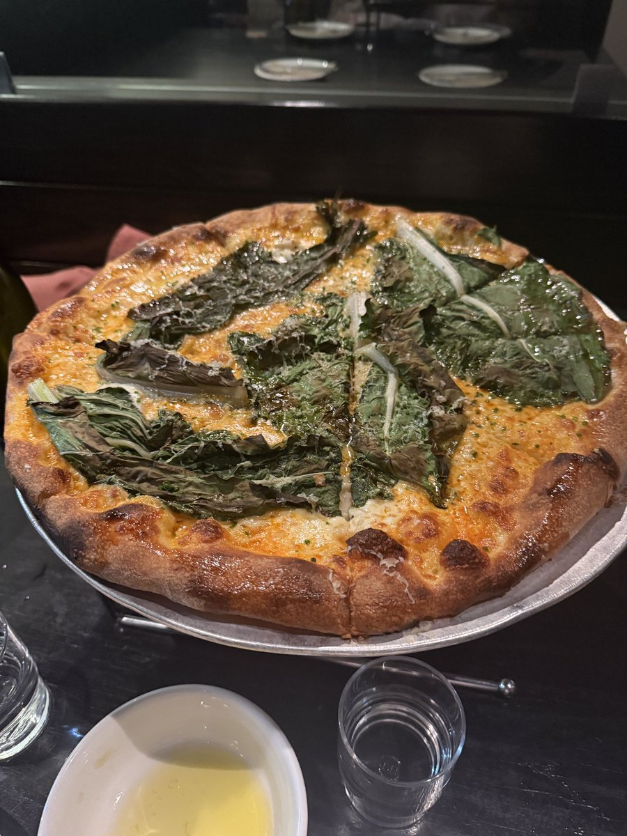 Marc_Brownstein's tweet photo. @cyrotrading Pizza is kind of my thing https://t.co/xdFXNcaEwQ