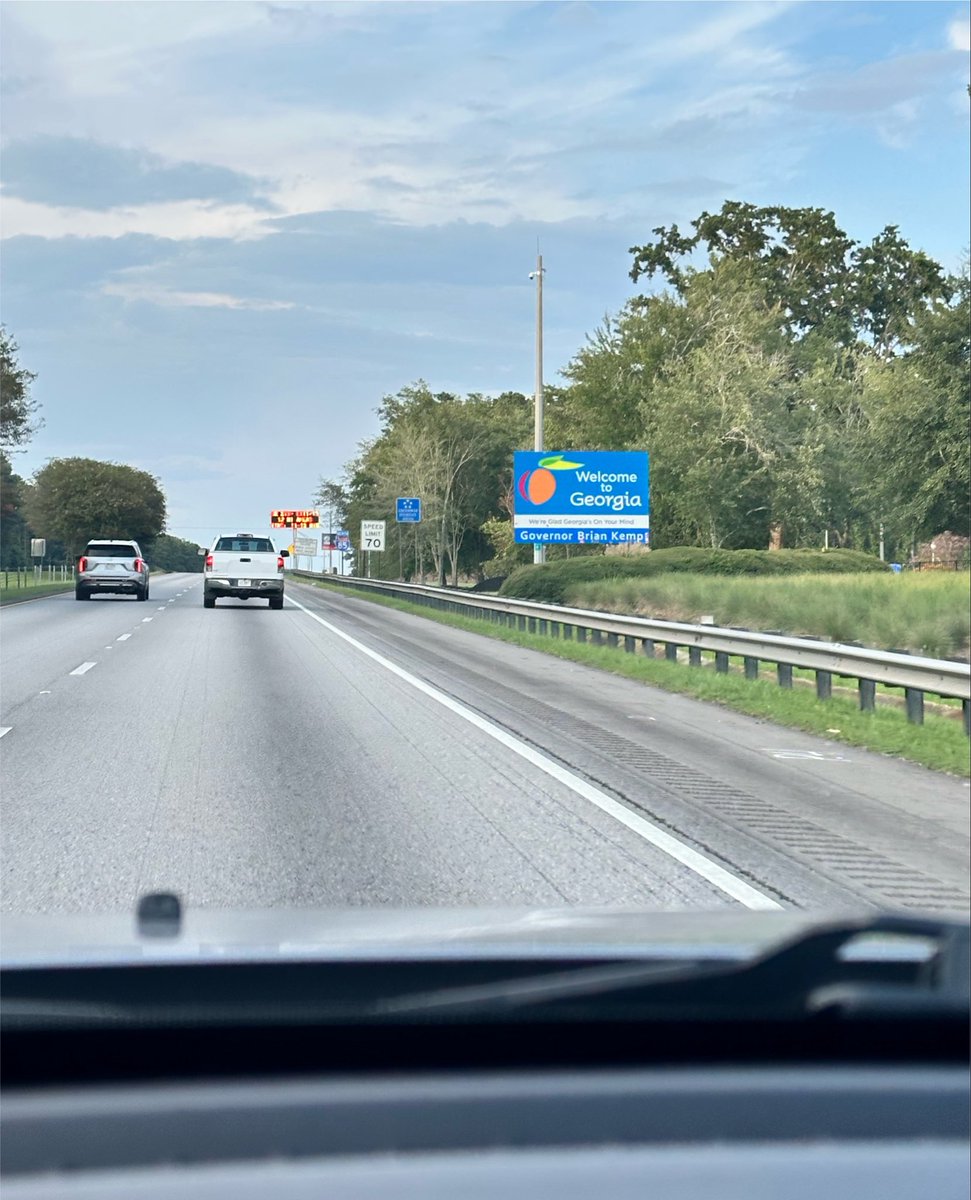CodyCarpentier's tweet photo. Just crossed the Chattahoochee... 2 hours 'til Buford #Hour11 https://t.co/x3KaEnw8X3