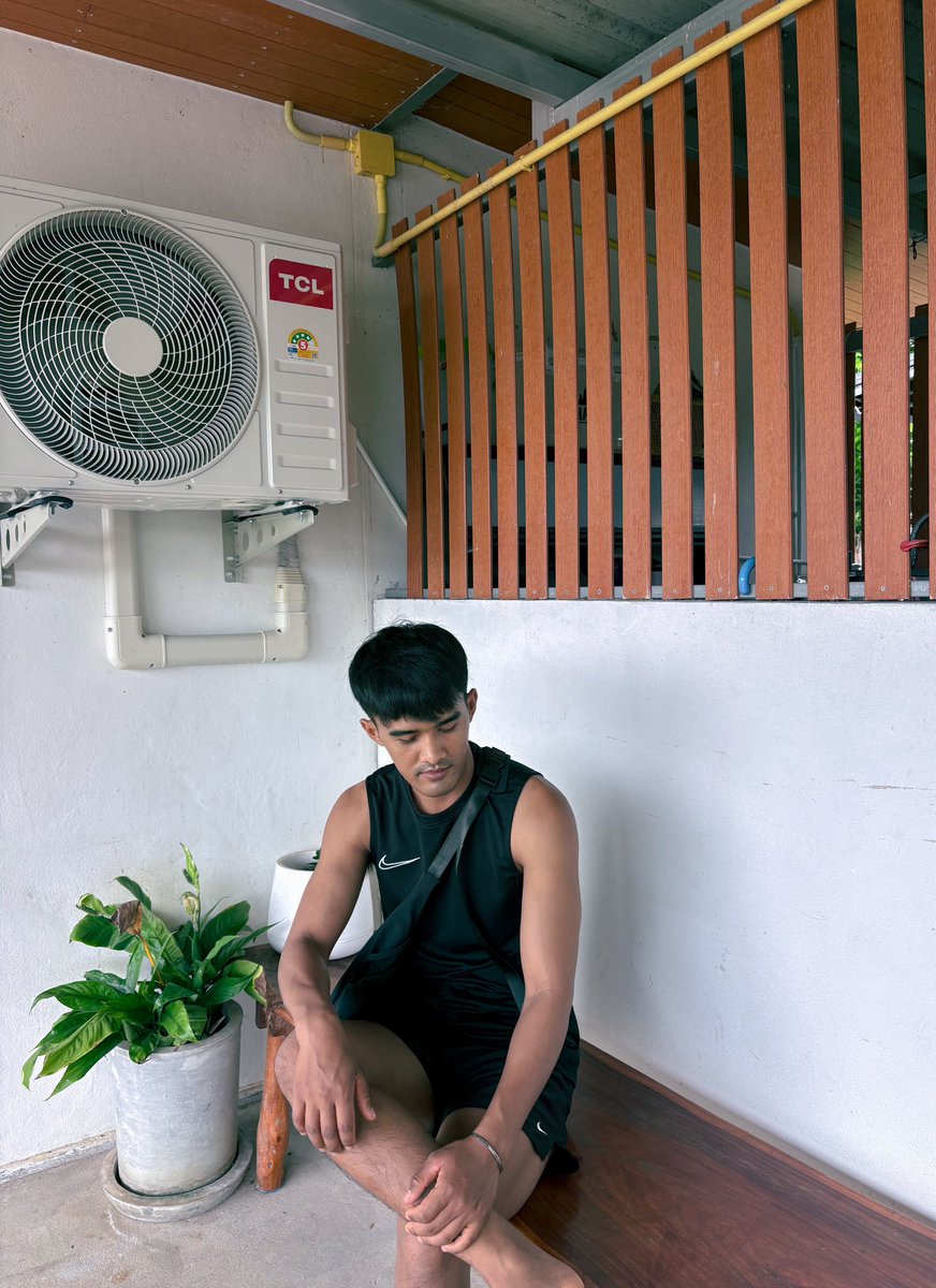 Kuntaemak's tweet photo. 🍃🍃💦
#สุรินทร์ #ootd #photograph https://t.co/8ijRM2Jimp