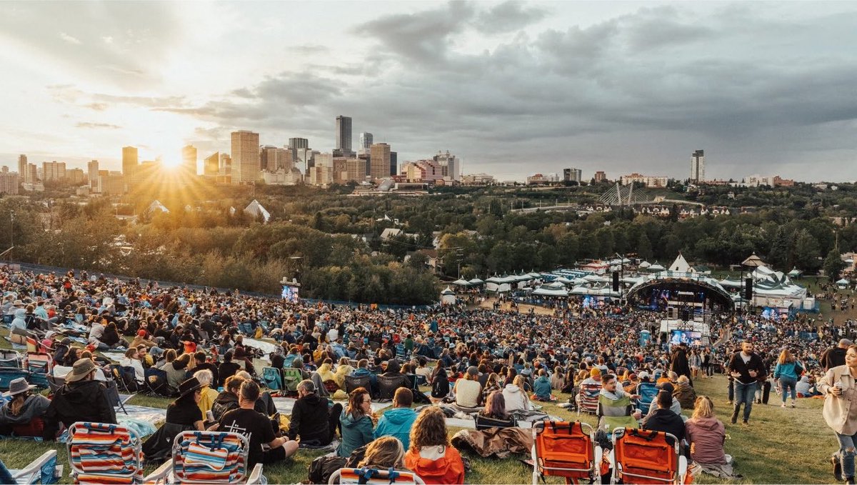 yegwave's tweet photo. The 46th Edmonton Folk Music Festival is underway at Gallagher Park, running August 6-9 with roughly 60 artists performing over four days on the hillside overlooking Edmonton’s river valley. https://t.co/0z2jxkNWo0