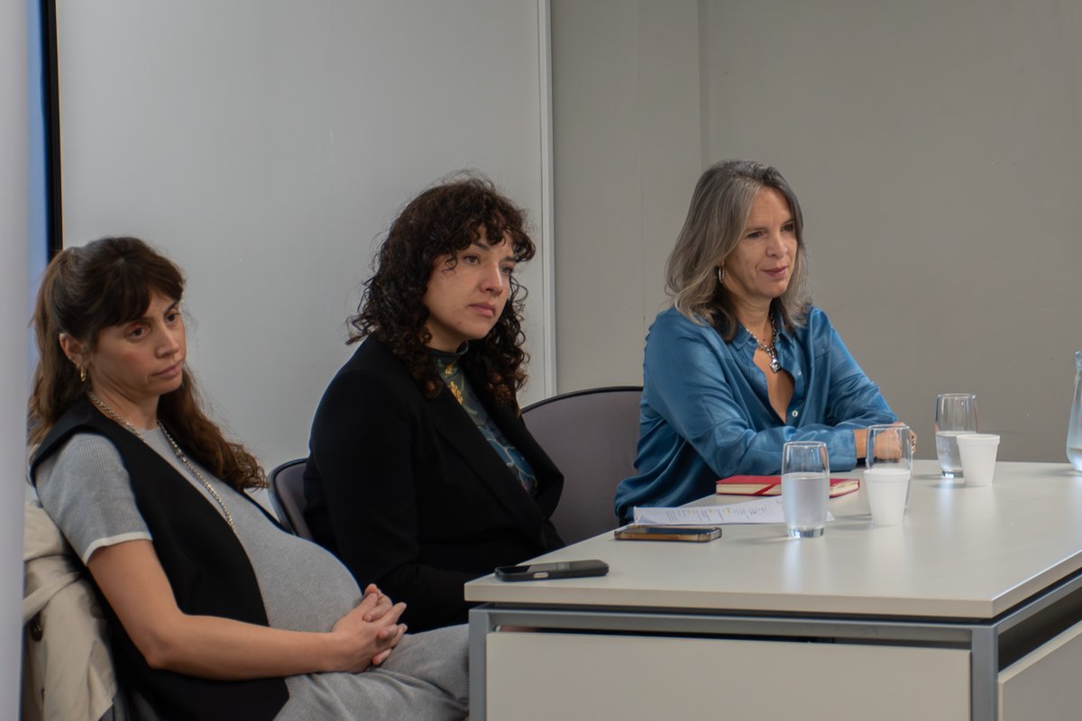 EPG_UCA's tweet photo. ¿Qué liderazgos necesita la democracia argentina hoy?
Junto a REDNAP realizamos el conversatorio "Resetear la política: nuevos líderes para sociedades en tiempos de furia", un espacio de diálogo entre agrupaciones políticas emergentes, nuevos partidos y espacios ciudadanos. https://t.co/vbrIKfLvFX