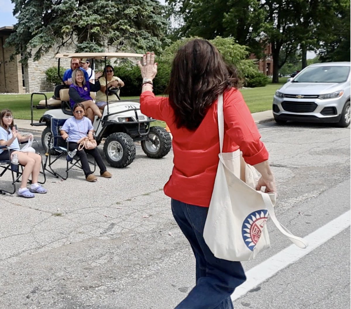 McdonaldRivet's tweet photo. What a fantastic time we had at the Potato Parade on Sunday! 🥔 Thank you, Munger, for the warm welcome and for letting us join in on such a wonderful tradition. It was great to see so many friendly faces.
#MungerTownship #PoatoParade https://t.co/qdk24ybLi3