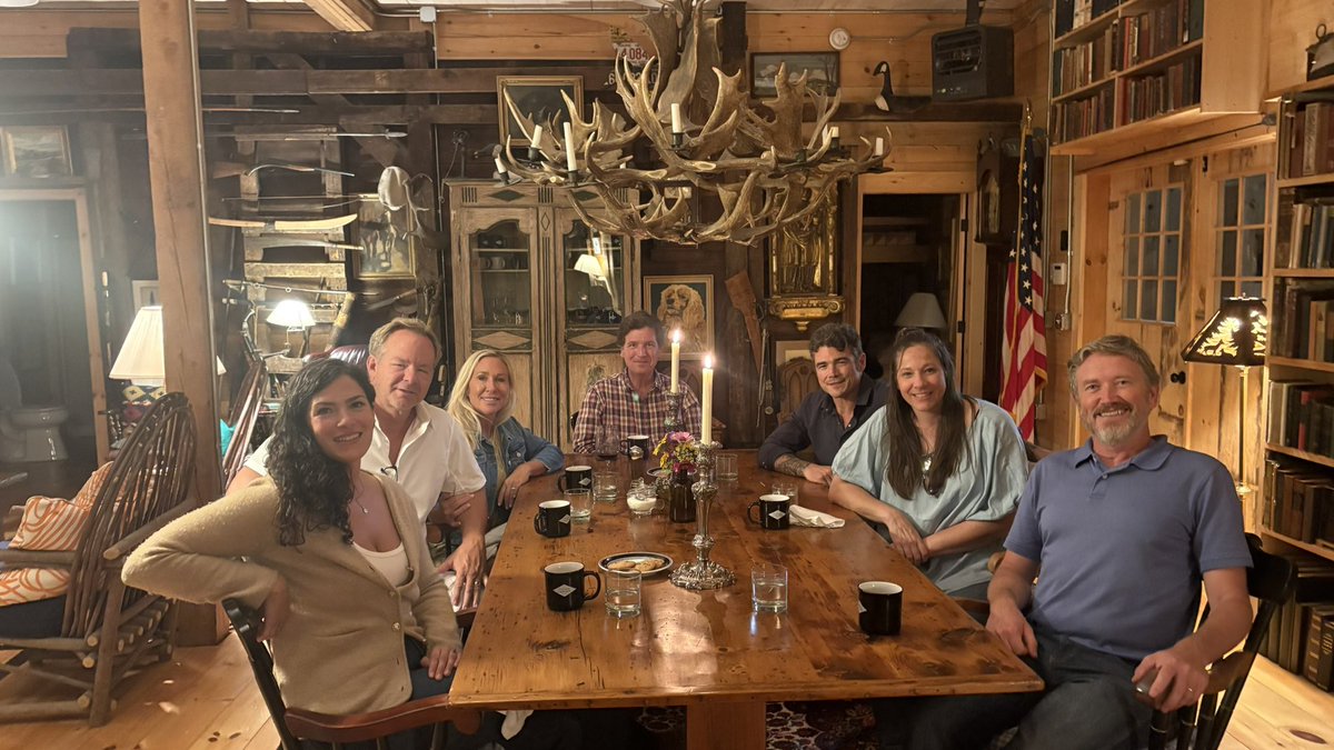 BigBillRiggins's tweet photo. @PlisskenPatriot Don’t worry, there’s room at our table! https://t.co/AcwmtzW5Bm