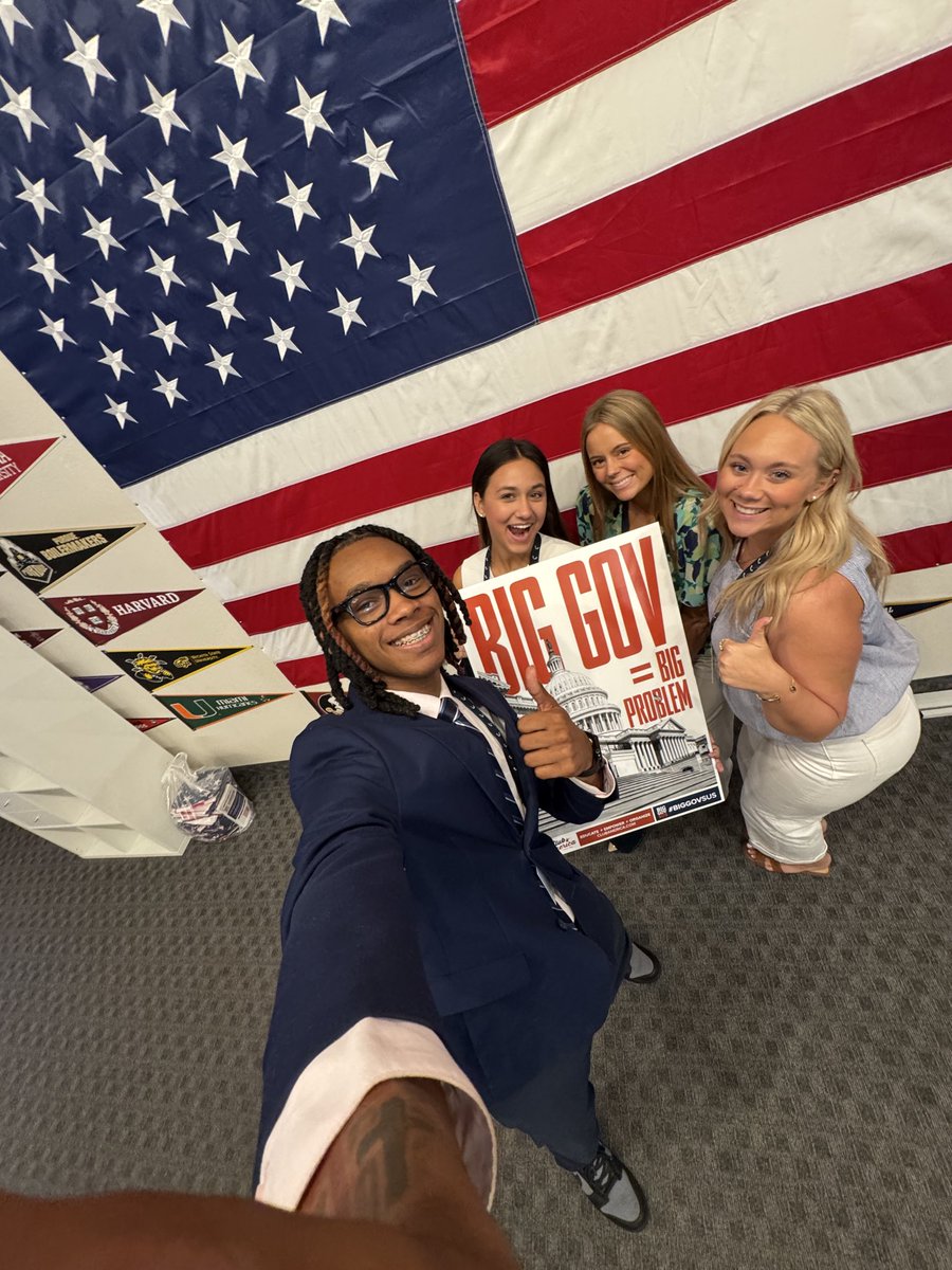 Isaiah4America's tweet photo. Big Government, sucks! 

4th Day of training with @tpusastudents @TPUSA 🇺🇸 https://t.co/Gu6YydYbEC
