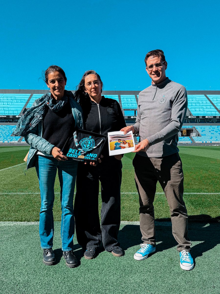Belgrano's tweet photo. A seis años del asesinato de Blas, su estrella sigue brillando en nuestros corazones. 

Por eso hoy recibimos a su mamá, Sole, para entregarle la medalla de Socio Campeón en memoria a su amor por #Belgrano. 

Siempre presente, Blas. 🩵🏴‍☠️ https://t.co/J7hSXs46DO