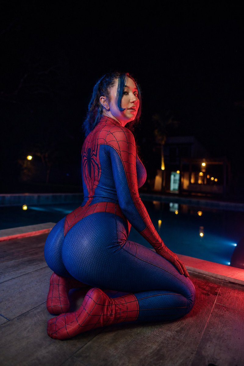thimeow's tweet photo. spider man multhiverse https://t.co/bIAZim3Bnl