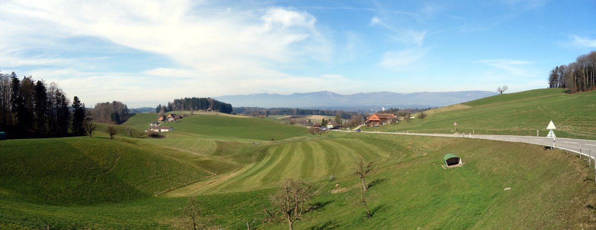 SwissSpoony's tweet photo. Soeben gebloggt: Auf der 99 zur Schaukäserei ! - https://t.co/o5521bwupg https://t.co/bFcKQjN0I4