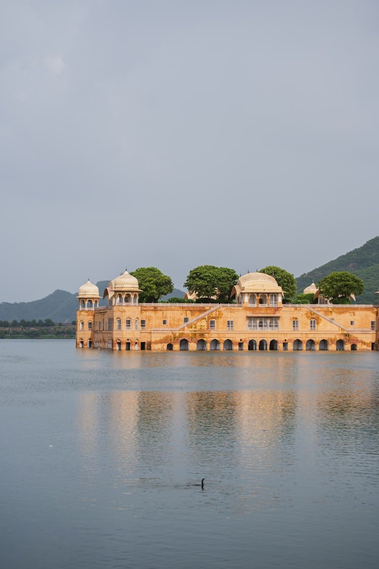 emmanuel_funso's tweet photo. The Jal Mahal just popped up on my YouTube page 
I guess my passion for hydro related architecture pushed it to me and I will say it is a nice project standing strong from centuries till date 
#hydroarchitecture #JalMahal https://t.co/br9cb1pePw