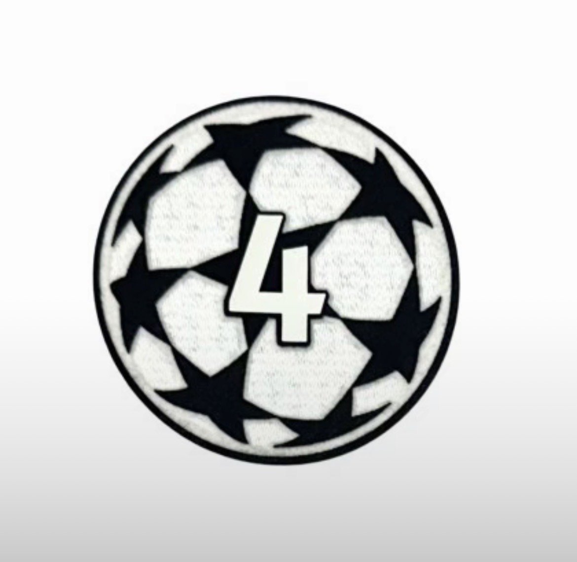 UnitedHub18's tweet photo. عندك خيار واحد نحقق الابطال او الدوري ؟؟ https://t.co/tpO9U0wJZh