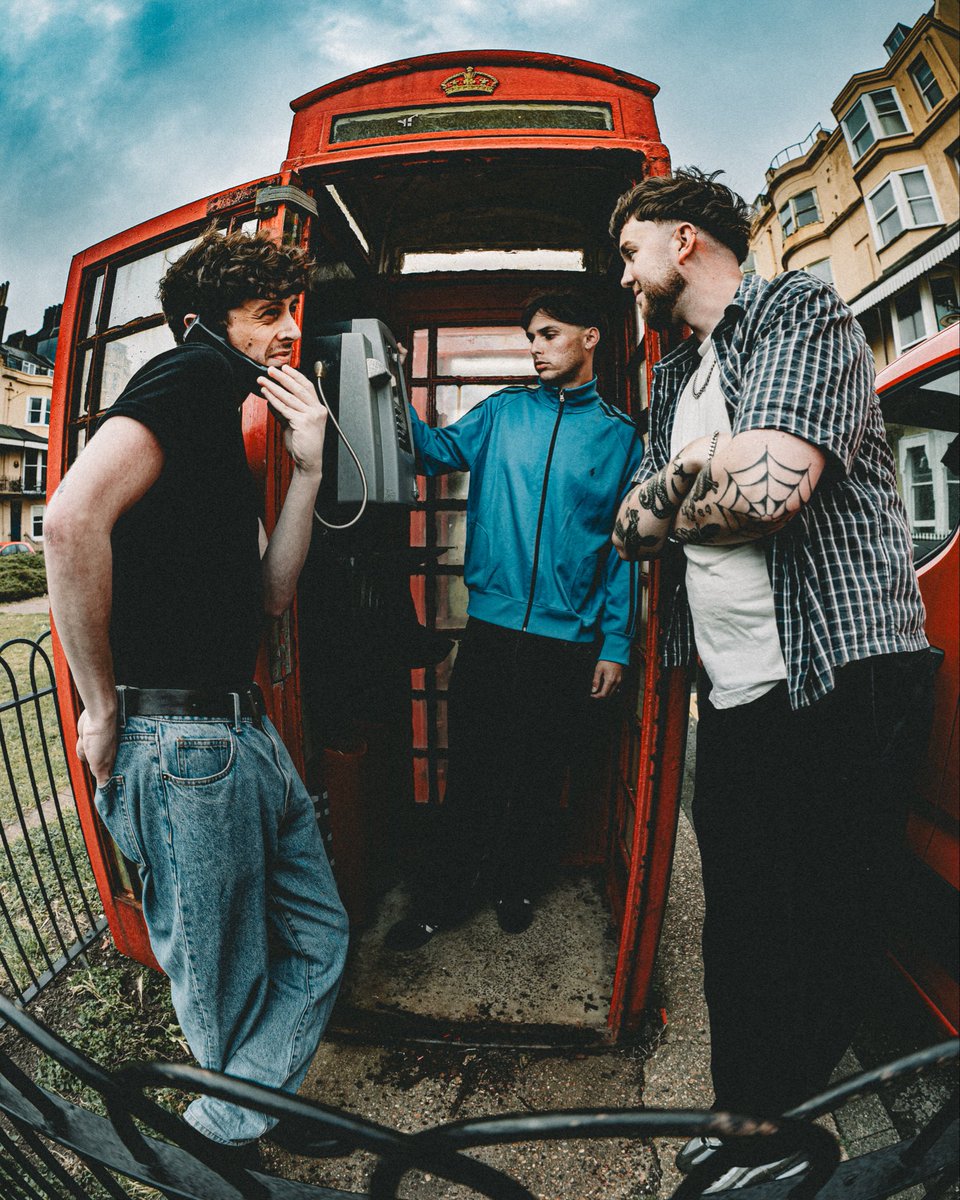 pouchband_'s tweet photo. On the 16th of October we are heading to @DustVenue with @scruffoftheneck to support @kytesmusic 
Grab your tickets now via the link in our bio 
Only a few days till our new single “Girl On The Phone” is all yours. Make sure to Pre-Save so you don’t miss it ☎️
#newmusic #indie https://t.co/HJCrUUbsc5