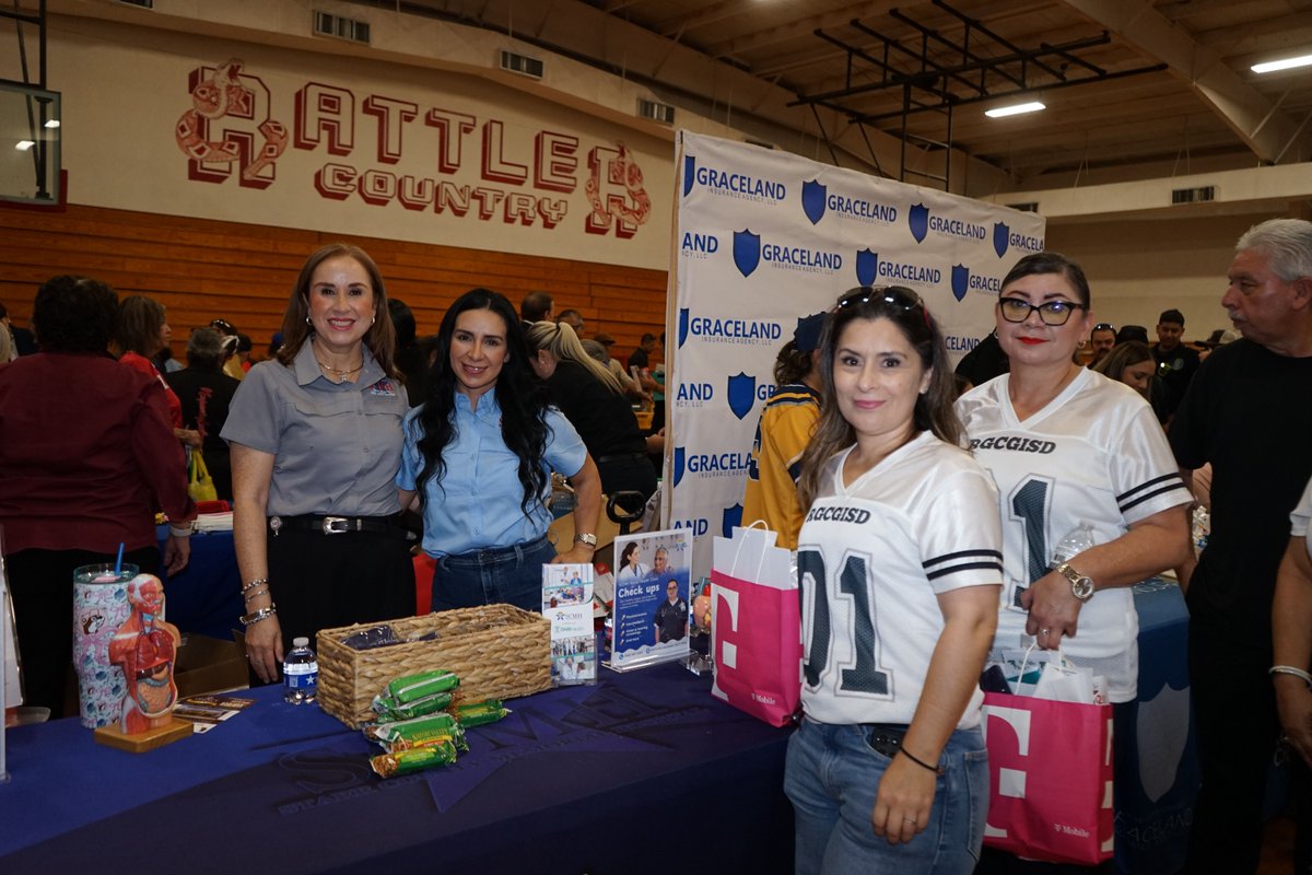 SCMH1975's tweet photo. Starr County Memorial Hospital was proud to connect with the dedicated teachers, administrators, and staff from across the district. 
Thank you to RGCG ISD for the invitation and for hosting such a successful event. 

Thank you to everyone who stopped by our booth. https://t.co/cNRXewRg9X