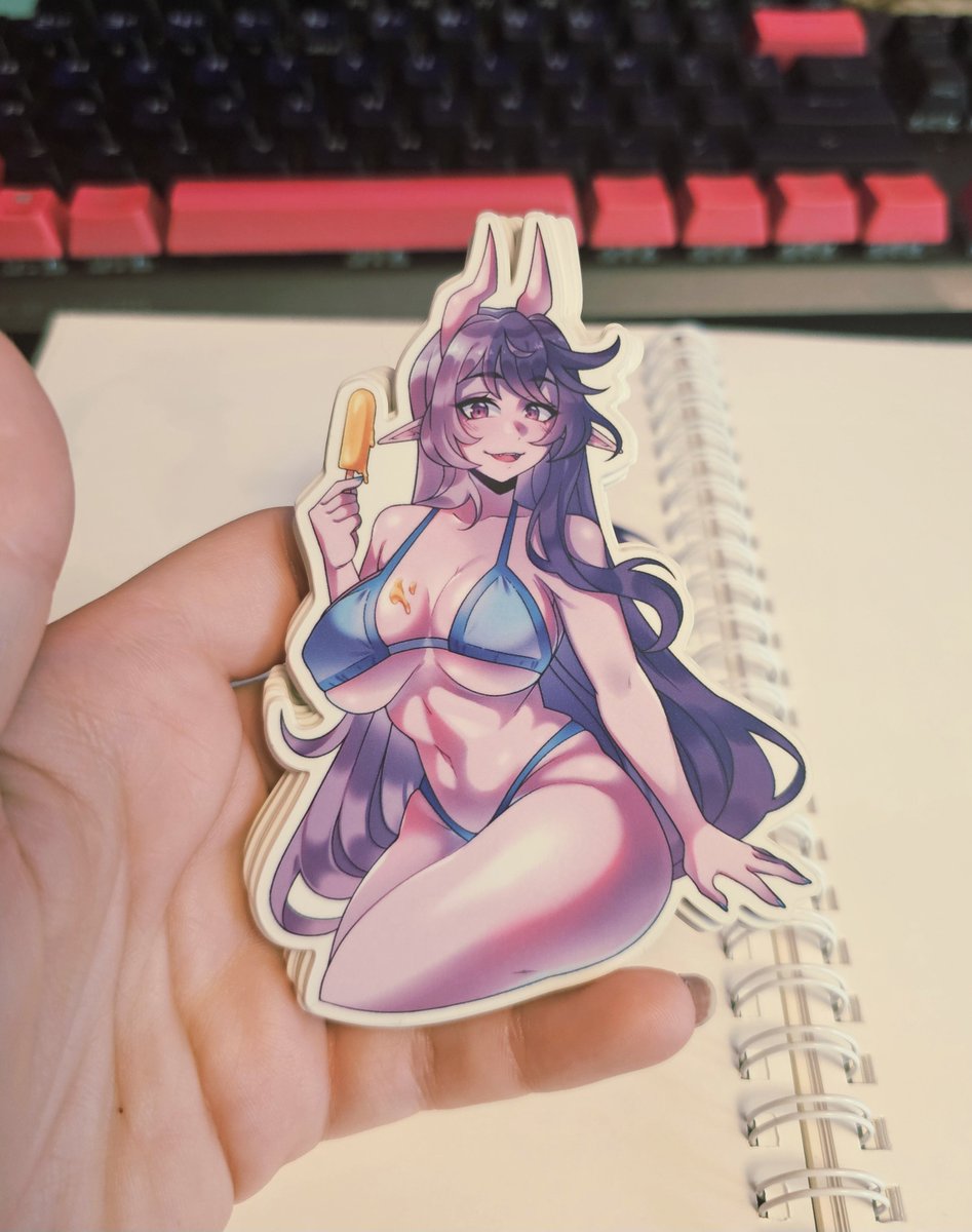 LavenrPink's tweet photo. mmm matte stickers are in hand! Dont forget to join before the end of Aug to grab one of these cutiess https://t.co/MYiPjeO9r6