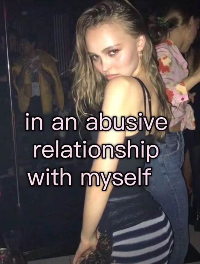 Malishryia's tweet photo. I love starving myself it feels like self care 🫶🏻 #edrtwt https://t.co/5W2t18DoMn