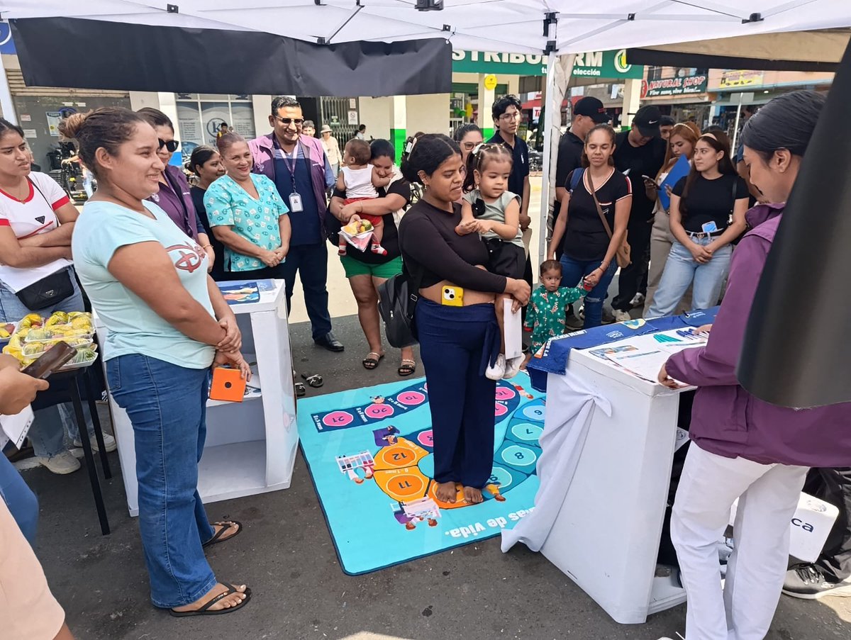 DPS_LosRios's tweet photo. #Ventanas | @Salud_Ec desarrolló una Feria Informativa por La Semana de la Lactancia Materna, promoviendo la leche materna como el mejor alimento para los niños desde el nacimiento,con actividades educativas y consejería se fortaleciendo los conocimientos a las familias 🤱 https://t.co/hVfARLcjfd