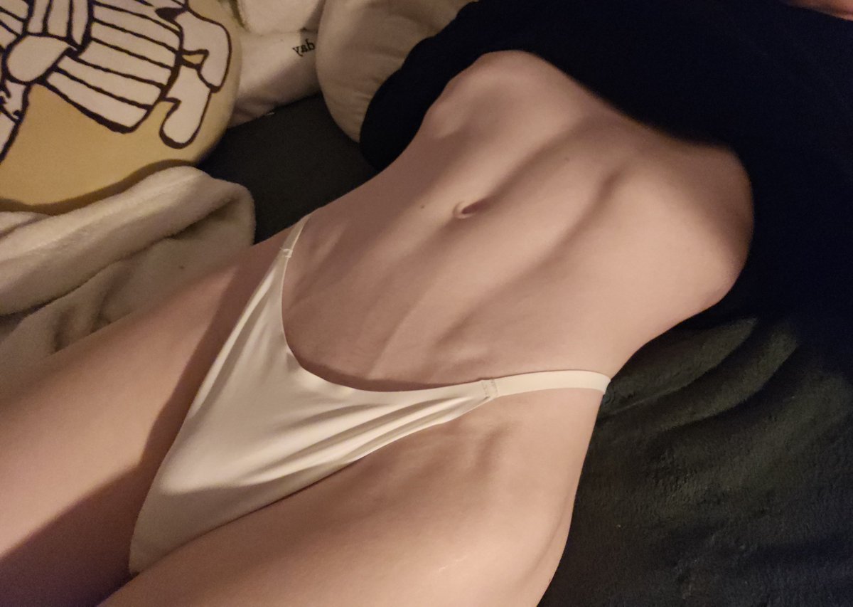 Cassi_Femboy's tweet photo. Tummy veins... https://t.co/HHZlwWBPkq