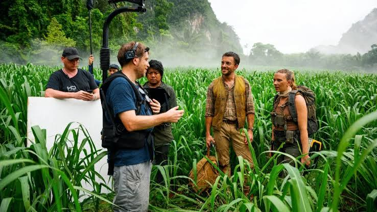 ovicio's tweet photo. 🔚 SAINDO: Gareth Edwards não comandará a sequência de Jurassic World: Recomeço. O diretor enfrentava diferenças criativas com a Universal Pictures, e por isso, decidiu se concentrar em outros projetos.

O estúdio já começou a busca por um substituto, visto que as filmagens estão programadas para começar em algum momento de 2027.