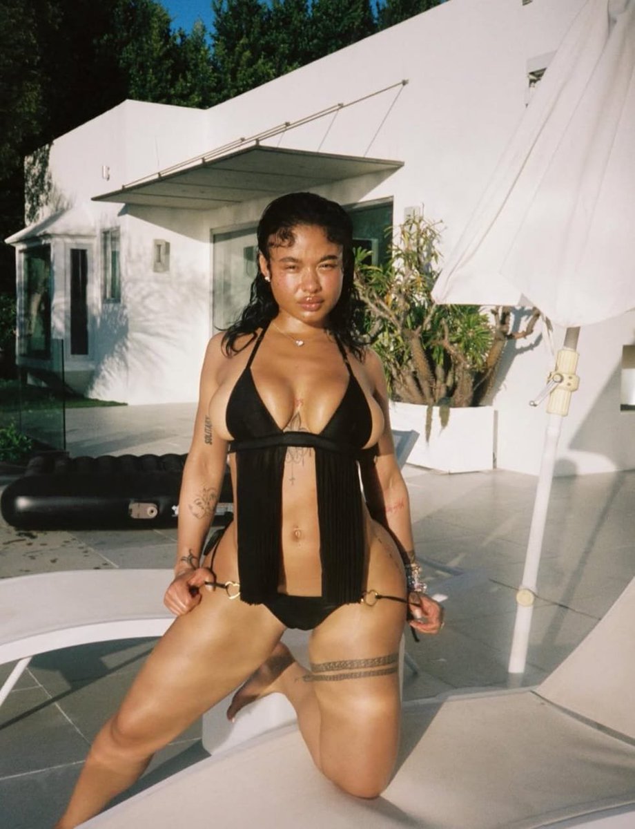 Baddiscore's tweet photo. India love seems special https://t.co/oYaV3zxRaD