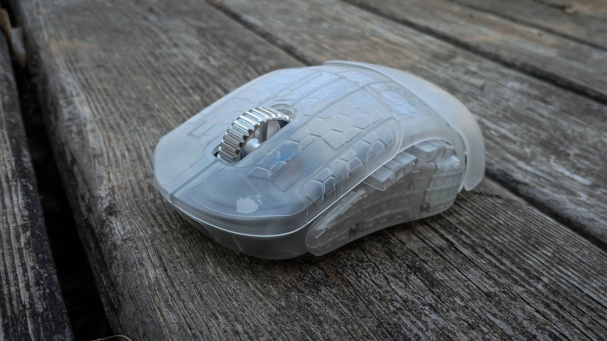 Iphiclus's tweet photo. Week 2 has started of using the OrbitalWorksco Pathfinder Mouse

This weeks Config file: LLR-100

(if you own the mouse lmk what you rocking or list below what i should try next week) https://t.co/CMR87ajxuY