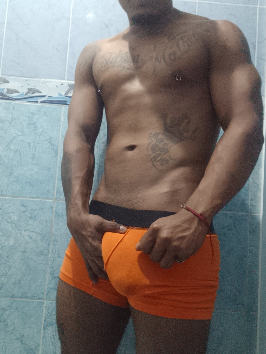 JesusUrue's tweet photo. Delicia que me saques ese monstruo que tengo hay Guardado💧🎂 #gaybator https://t.co/TSDngl7z4m