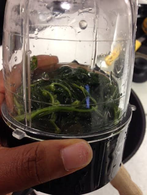 DedayoRoots's tweet photo. 3 days is your gut screaming for mucilage, not stimulants.

🌿 Blend a handful of ewédú raw (don't cook it down), drink 250ml undiluted on an empty stomach. 

Most people move within 6-8hrs

Ẹ̀wẹ́dú (jute leaf) (the soup base half of Nigeria eats weekly without knowing why it works) is loaded with pectin and soluble polysaccharide mucilage that binds water in the colon and bulks stool mechanically.

That's a different pathway from senna's sennosides, which force peristalsis by irritating the colon wall. 

Ẹ̀wẹ́dú doesn't cramp you into submission; it hydrates and moves.

@DedayoRoots