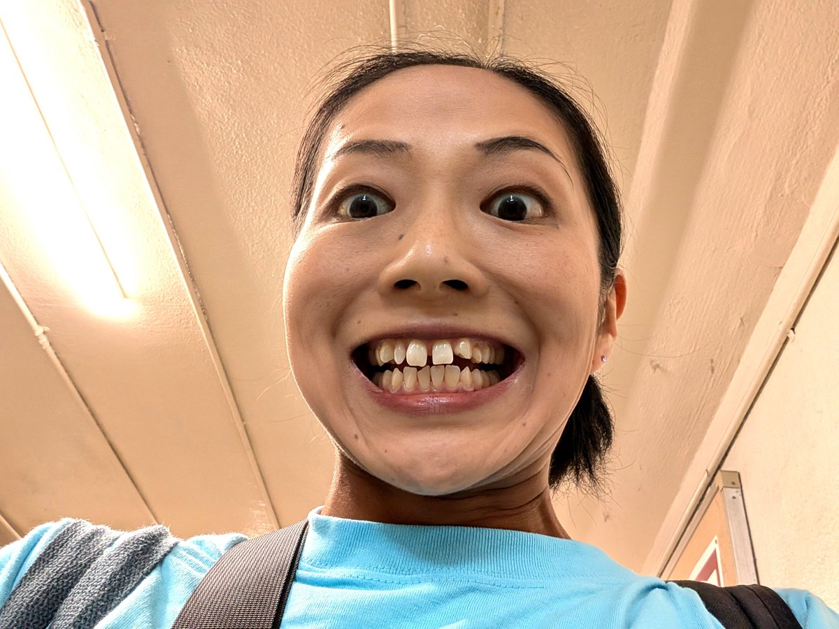 mojyamojyayade's tweet photo. おはようございマッチョ☀

今日8月7日(金)朝7時から
ラジオ関西
『寺谷一紀のまいど！まいど！』ですよ

とうとう大会まで、後2日
歯のクリーニングに行って来たマッチョ✨️
今回はキスする為！ではなくて、8月9日の大阪女子フィジーク選手権大会で素敵な笑顔をお届け出来るようにでおマッチョ💪😁 https://t.co/oLhs969FqK