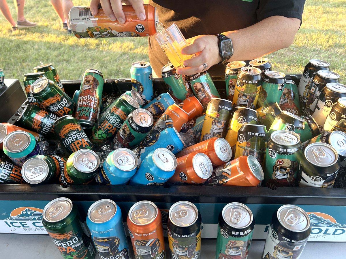 OneDelightfulL's tweet photo. I’m headed back to Zoo Brew Craft Fest at @RHZoo on 8/22 from 6-10 pm!
🍻Join me for a wild time sampling beers and appetizers while listening to the @LlewBrownBand
🚍Plus, a FREE shuttle service takes you to and from Salina.
🎟️Reserve Tickets: https://t.co/fTcIbvG47I
#sponsored https://t.co/ZN4ZaDlE16