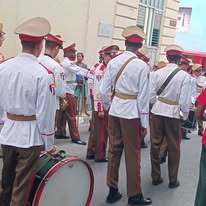ESCOPAS2's tweet photo. Escopas junto a su pueblo santiaguero rinde homenaje a sus mártires de la Revolución que
entregaron sus vidas por la independencia, la justicia y la soberanía de Cuba. 
Compromiso, Valentía y Honor fueron los valores que distinguieron a estos jóvenes mártires. https://t.co/1FLGaLaAD2