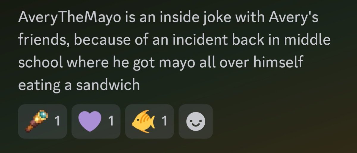 Oozyray's tweet photo. AVERY IS SUCH A CHUD 😭 https://t.co/n7miIvbcol