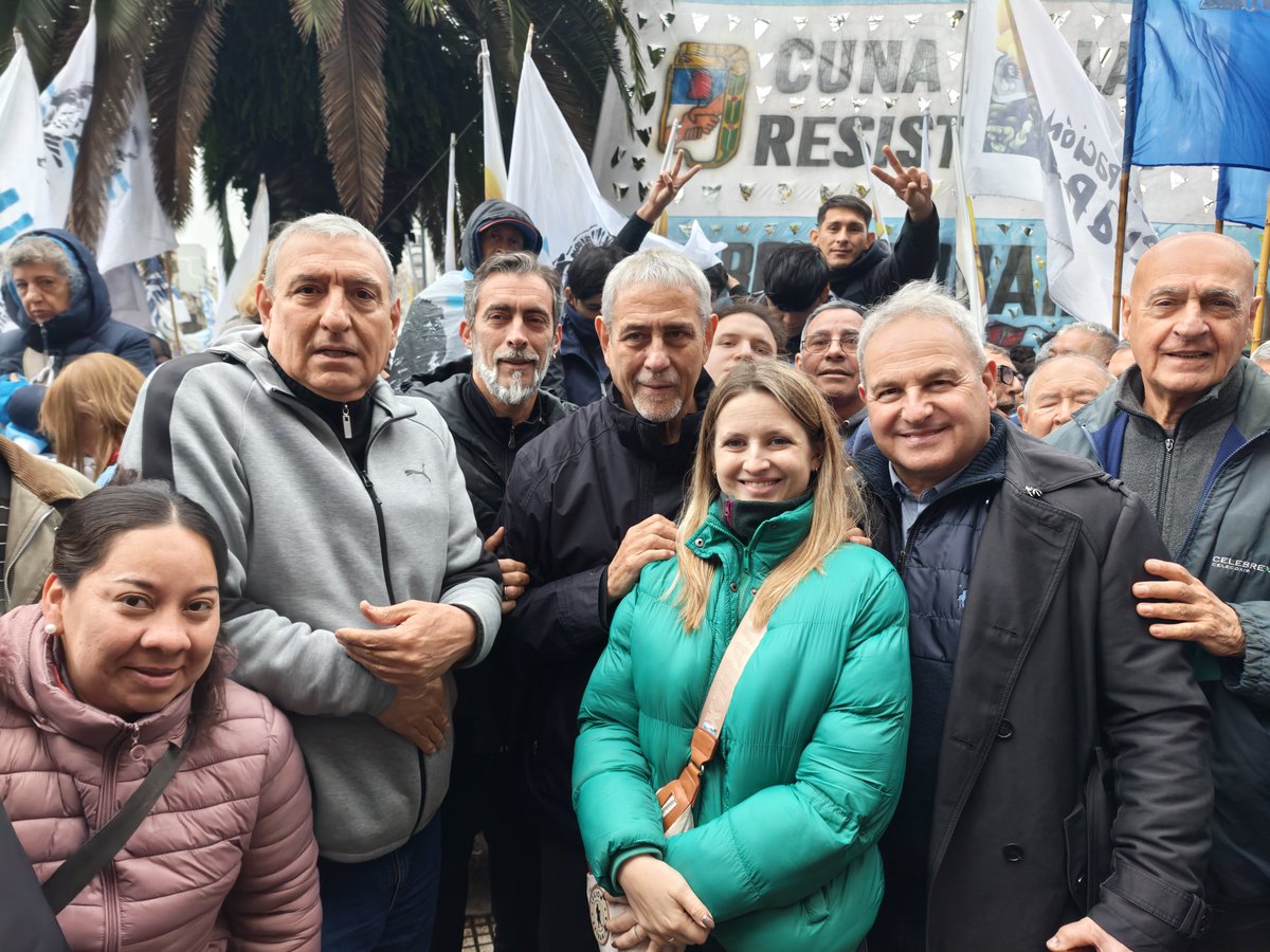 gialessi's tweet photo. 🇦🇷 La soberanía no se vende, la Patria no se entrega.

Qué los Senadores estén a la altura de su pueblo. https://t.co/111n1QcN6Q