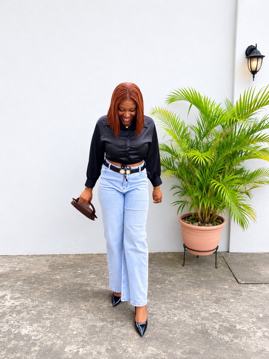 ISIOMA______'s tweet photo. Life is for the living, be bold and unapologetic about it. How’s the week going so far at your end? https://t.co/dX87tWR2BM