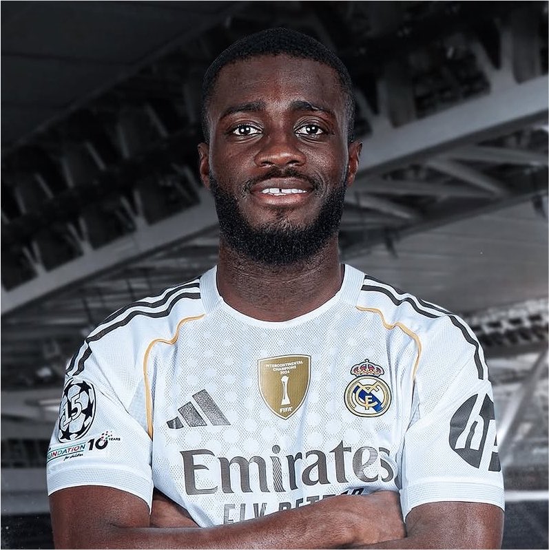 MusialaEra's tweet photo. First Bayern season without the Olise Davies Upamecano trio I‘m not ready 💔 https://t.co/nZqTlhO0Zl