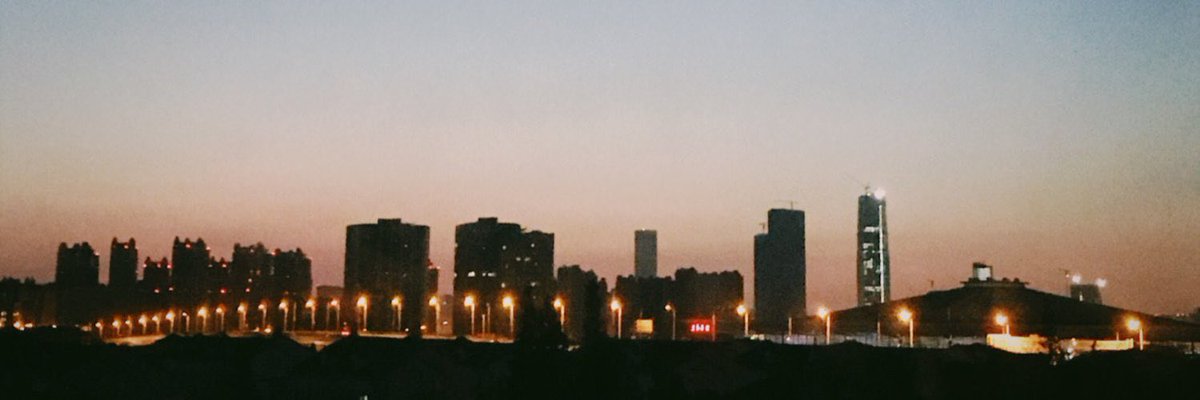 bear9362's tweet photo. 这个城市 夜晚好美啊 https://t.co/IaWDODEBex