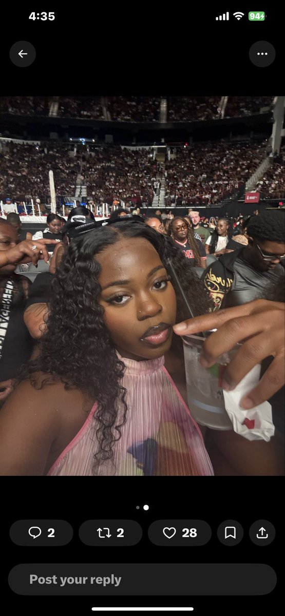 Kavin45626348's tweet photo. @JustOpe_ Ik ur ugly bug eye ass not talking… don’t ever fix ur dirty hands to type about the queen again u dusty rat https://t.co/3nWOt2idq5