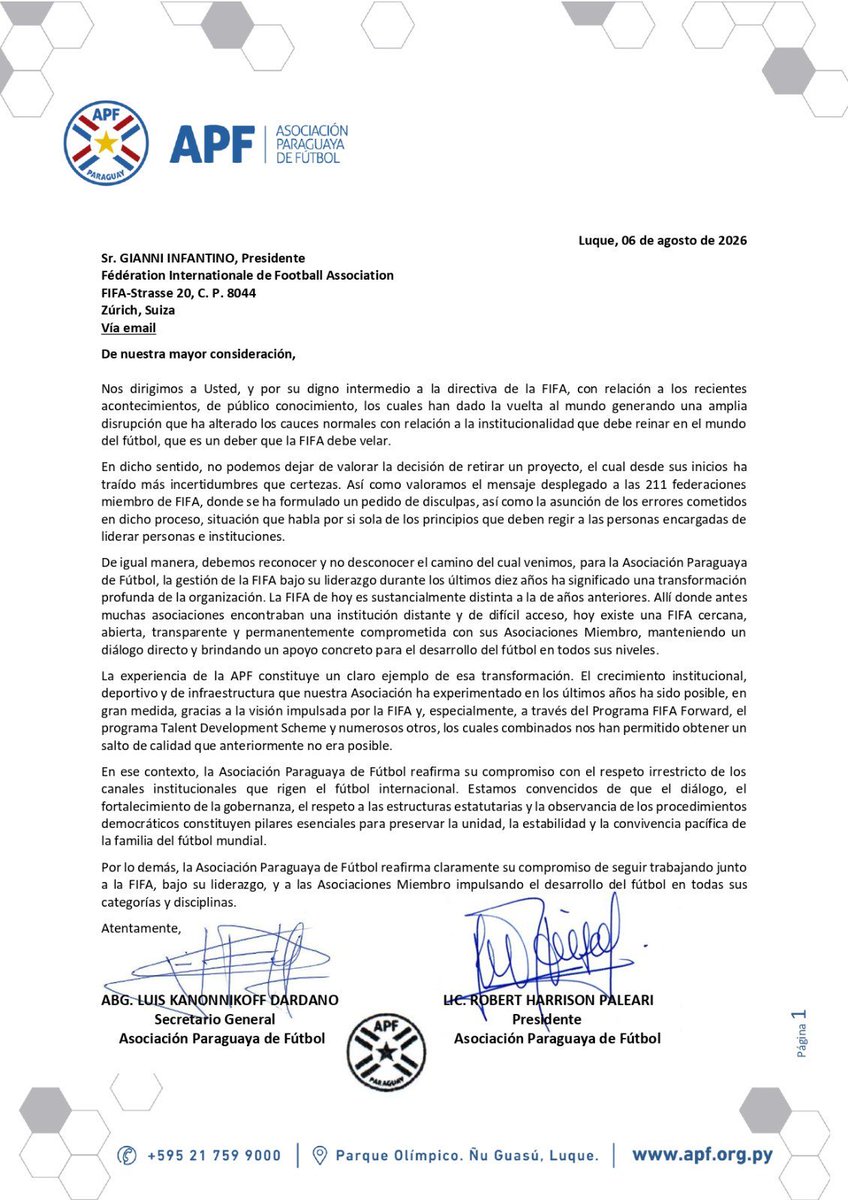 RodriMendoza's tweet photo. Comunicado de la APF apoyando al presidente de la FIFA Gianni Infantino. https://t.co/H4TJcOUosd