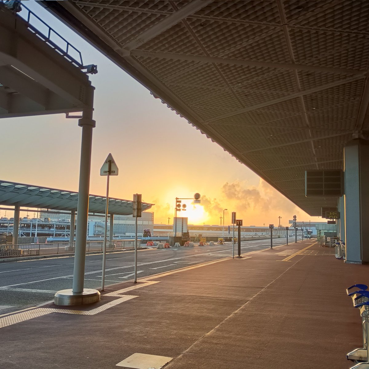 maruyama197's tweet photo. 今月の海外。
シェンゲン協定加盟国の旅(中欧編)。

シンガポール共和国経由→オーストリア共和国→チェコ共和国→ポーランド共和国→ハンガリー。 https://t.co/iBs2M1UdEx