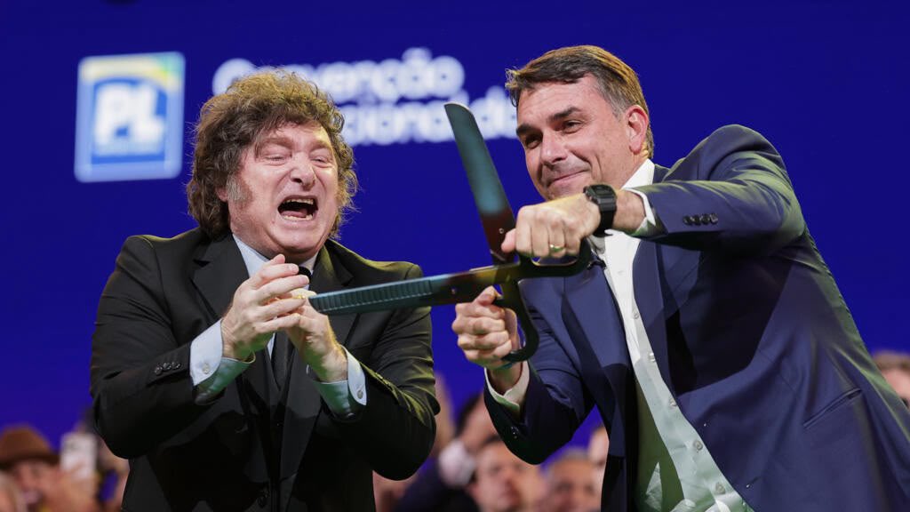FlavioBolsonaro's tweet photo. **STATEMENT BY SENATOR FLÁVIO BOLSONARO ON LULA'S DIPLOMATIC BREAK WITH ARGENTINA**

1. I vehemently repudiate the Lula government's decision to downgrade diplomatic relations with Argentina — a sister nation, our largest trading partner in South America, and a historic friend of the Brazilian people. Breaking with Buenos Aires was not inevitable: it is the direct result of an ideologized, confrontational foreign policy that in just a few months has manufactured crises with three countries in our region — the United States, our largest partner in the hemisphere, Paraguay, a historic neighbor and ally, and now Argentina. No government in recent history has managed to isolate Brazil so much in so little time.

2. Once again, the rhetoric of "defending national dignity" is being used as an instrument of propaganda. Brazil's sovereignty and prestige are not protected by electoral grandstanding and diplomatic ruptures. They are protected by a strong economy, real negotiating capacity, and a foreign policy committed to the permanent interests of the Nation — not to the vanity of whoever happens to hold power. The escalation is unilateral: the Argentine government itself has already declared it will not retaliate.

3. The true reason for this desperation is evident. The São Paulo Forum's project is collapsing across Latin America. The regimes it sponsored — sustained by drug trafficking and repression — brought misery, exodus, and violence to their peoples, and are now falling one by one. Lula watches his allies crumble and reacts by breaking with the neighbors who chose freedom.

4. The price of this irresponsibility will not be paid by those who caused it. It will be paid by Brazilian farmers, manufacturers, exporters, and workers, who depend on these relationships to produce, sell, and create jobs — and who had no part in the political choices that provoked this crisis.

5. The next country to free itself from this failed project will be Brazil. Starting in 2027, we will once again treat our neighbors as partners, not ideological adversaries, and we will rebuild bridges with Argentina, Paraguay, the United States, and every free nation on our continent. To the Argentine people, and especially to President @JMilei , my esteemed friend, I leave this message: this crisis is not between our nations — it is the work of a government in its final days. There will be peace and prosperity for our peoples.

**Senator Flávio Bolsonaro**
*Future President of Brazil*